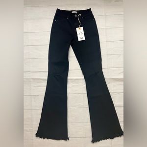 🆕NWT BLACK YMI FLARE JEANS~Sz 3/26🆕